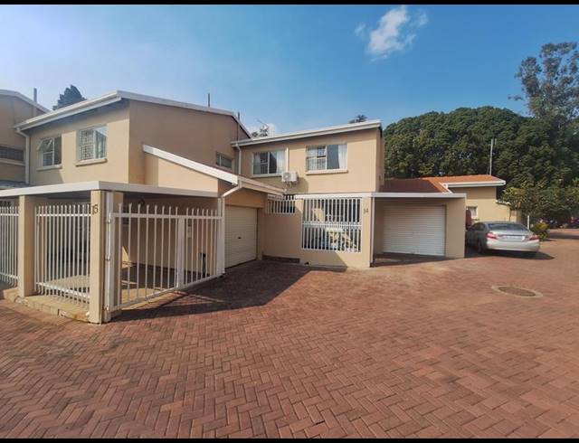 4 BEDROOM DUPLEX FOR SALE IN WATERKLOOF GLEN